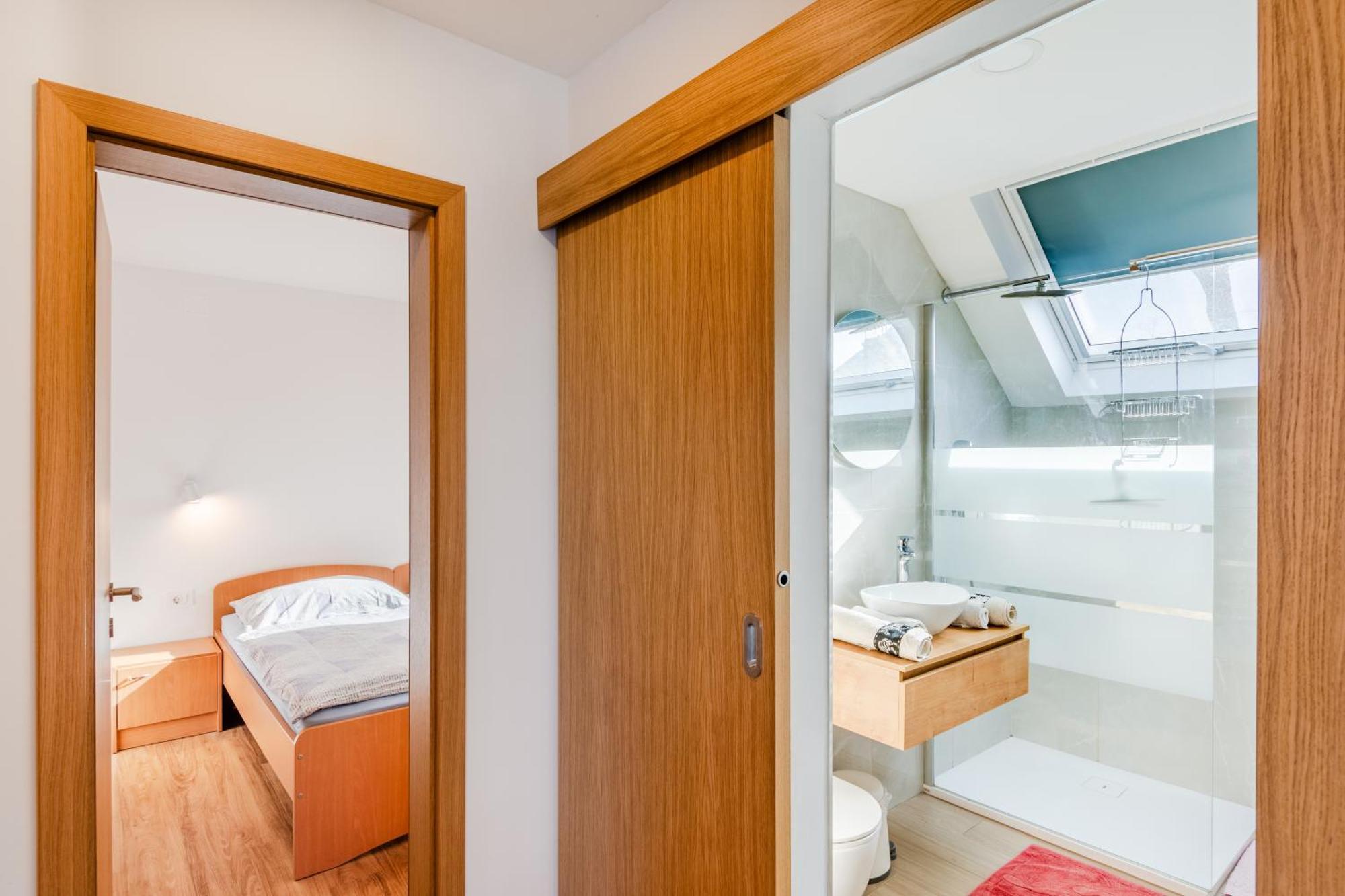 Apartments Skok With Rafting And Free Parking 보베츠 외부 사진