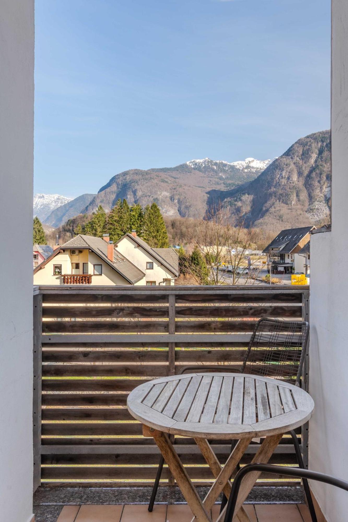 Apartments Skok With Rafting And Free Parking 보베츠 객실 사진